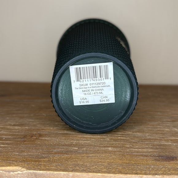 Starbucks NWT 2022 Winter Matte Green Jelly Studded 16oz Tumbler with Straw - Picture 5 of 7